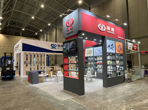 Exhibition of hot melt adhesion